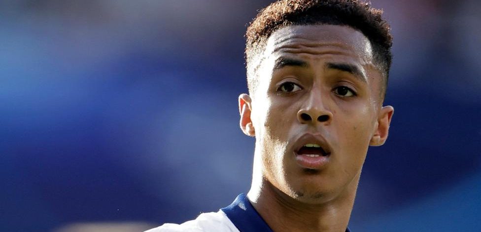 Hutchinson joins Forest in £37.5m move from Ipswich