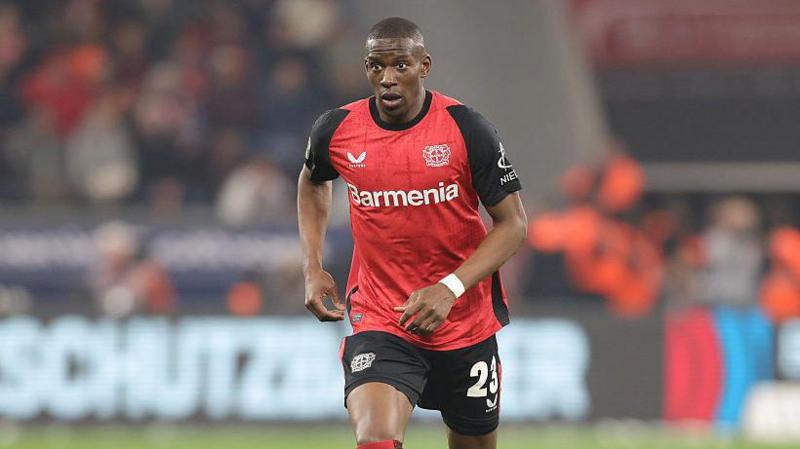 Sunderland close to spending record with Mukiele deal