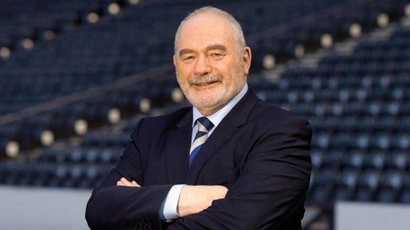 Former Hibs chairman Petrie dies aged 69