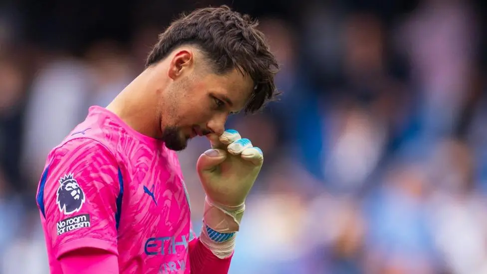'Is Trafford really top drawer?' - Guardiola's keeper conundrum