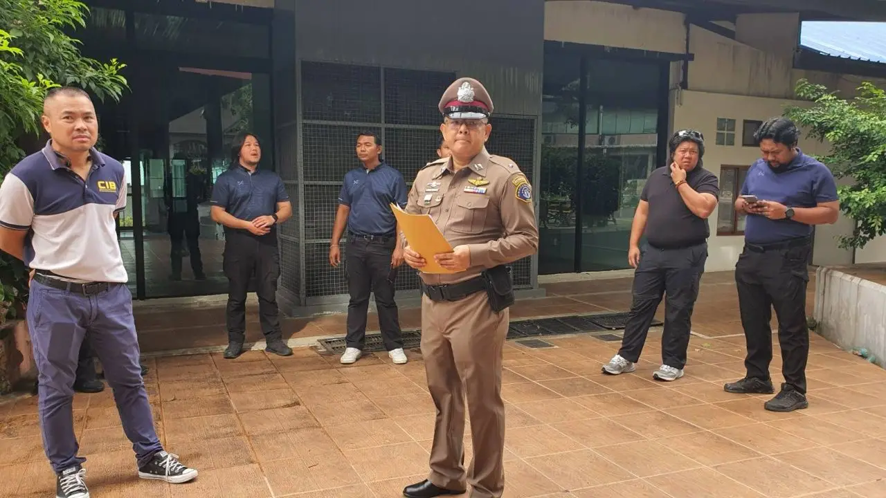 ตรวจค้น 5 จุด 'วัดพระบาทน้ำพุ' หาหลักฐานการเงิน หลังบุกจับ 'พระอลงกต'