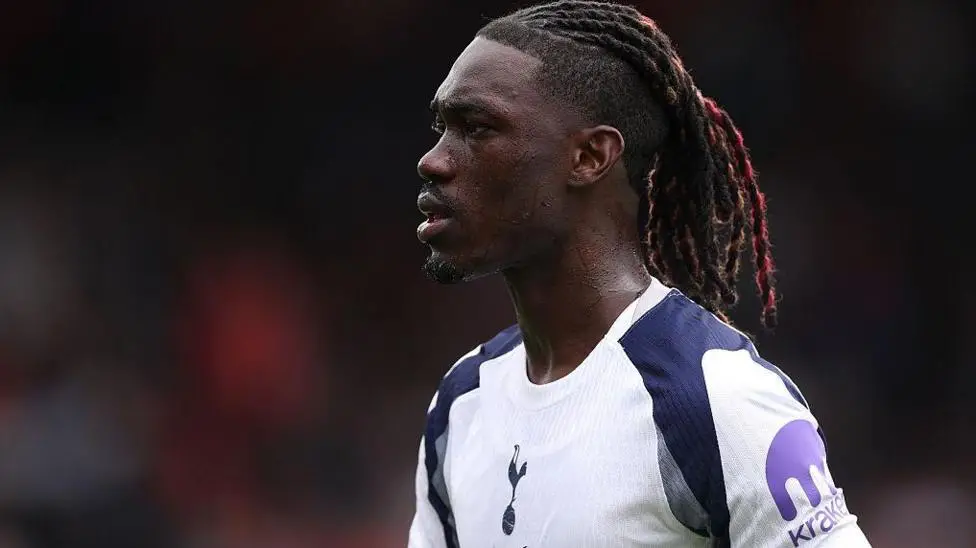 Galatasaray in talks over loan for Spurs' Bissouma