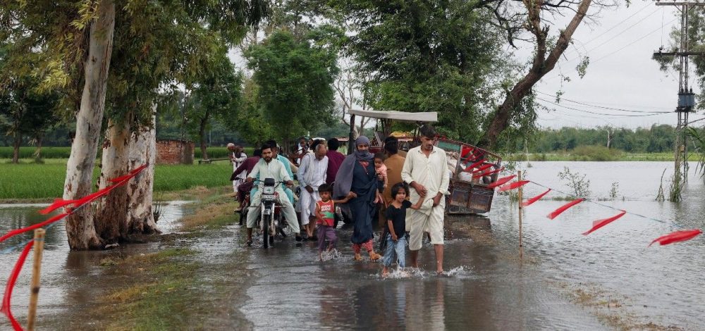 ปากีสถานเร่งอพยพคน หลังอินเดียปล่อยน้ำจากเขื่อน คาดทะลักท่วมข้ามพรมแดน