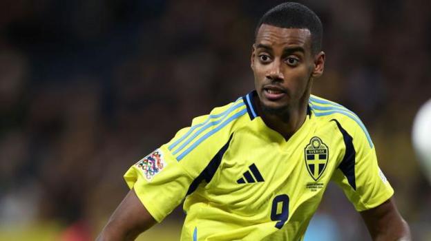 Newcastle's Isak named in Sweden squad