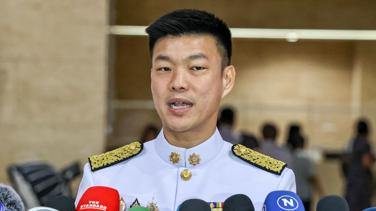 'เท้ง' ยัน ปชน. ส่งผู้สมัครเลือกตั้งซ่อมเชียงราย โยนถาม 'อิ๊งค์' กระแสชิงลาออก