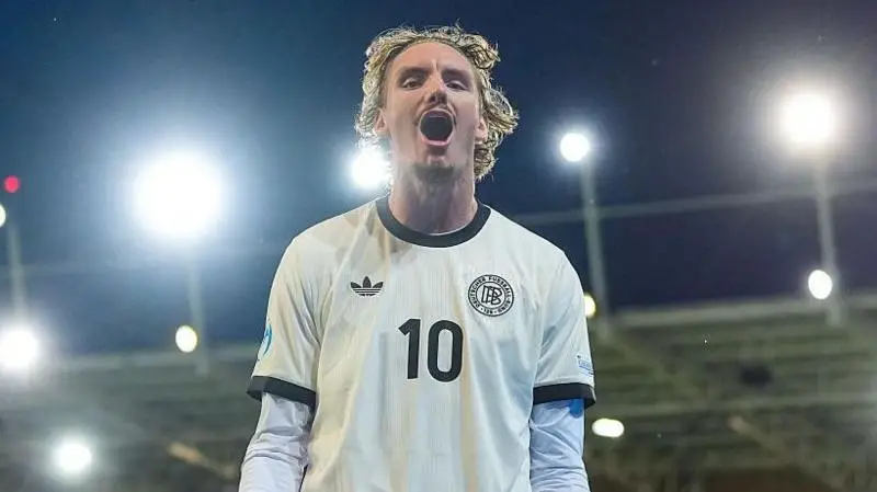 First step to end Isak saga? Newcastle close in on Woltemade