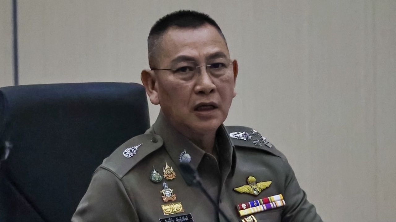 สะพัด! เก้าอี้ ผบ.ตร. สะเทือน ปม 'โผนายพล' ไม่ขยับอดีตแพทย์ใหญ่ รพ.ตำรวจ ขึ้น รอง ผบ.ตร.