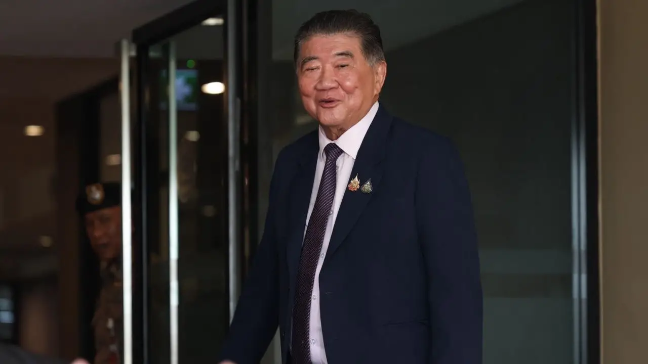 'ภูมิธรรม' สยบข่าวเด้ง ผบ.ตร. ยัน! ไม่มีอำนาจ เผยเมื่อคืนส่งข้อความไปขอโทษบิ๊กต่าย