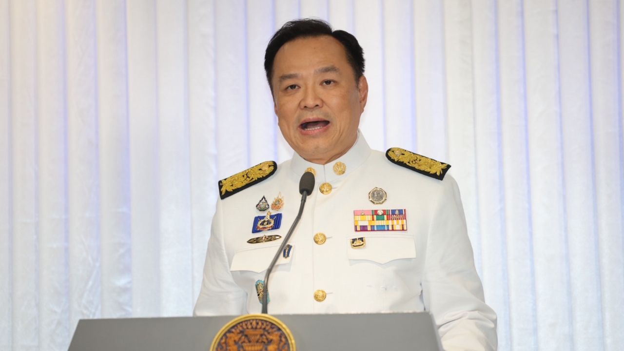 'อนุทิน' นายกฯ คนที่ 32 แถลงครั้งแรก ทำงานไม่หยุด ลุยแก้ 4 เรื่อง ยุบสภาใน 4 เดือน