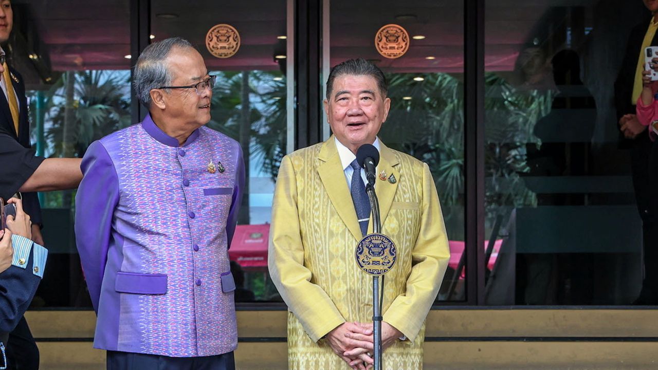 'ภูมิธรรม' บอก เพื่อไทยรู้ 'ทักษิณ' จะเจออะไร ยกเข้าสู่กระบวนการยุติธรรมสง่างาม