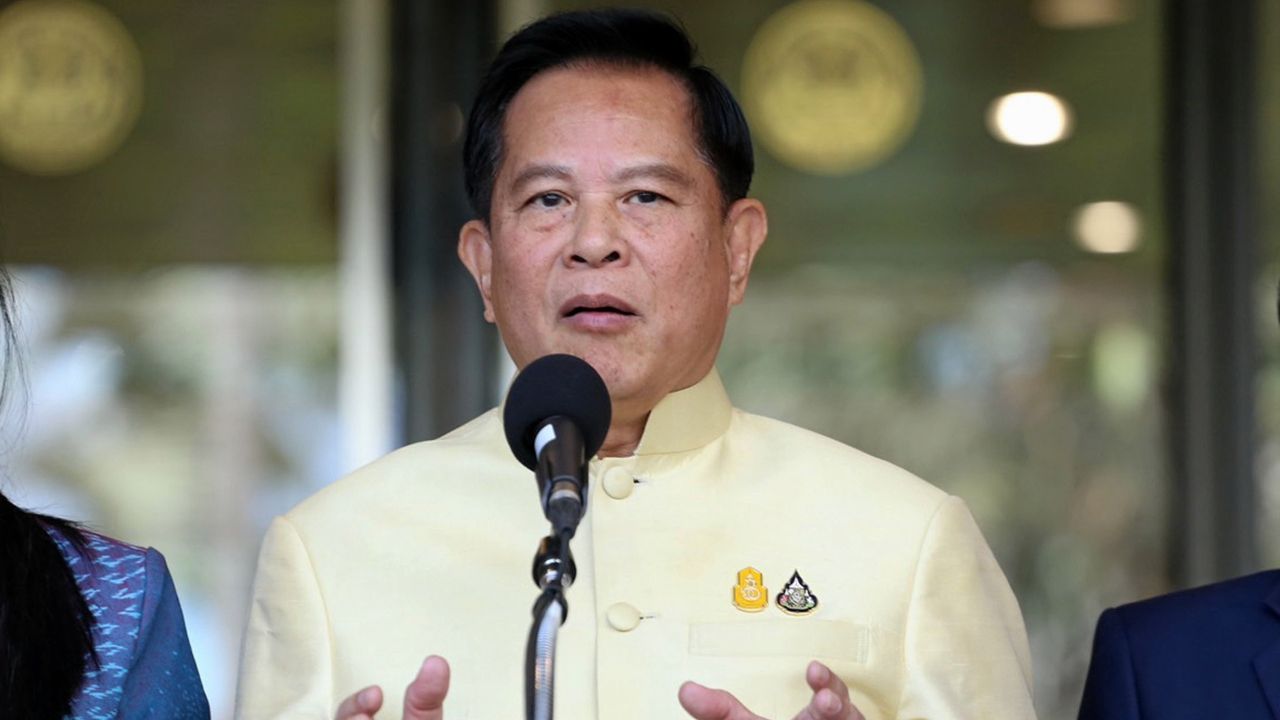 'พีระพันธุ์' ฝากรัฐบาลใหม่เดินหน้าสูตร Pool Gas ใหม่ ซัดโรงงานอุตสาหกรรมถูกใช้อ้าง
