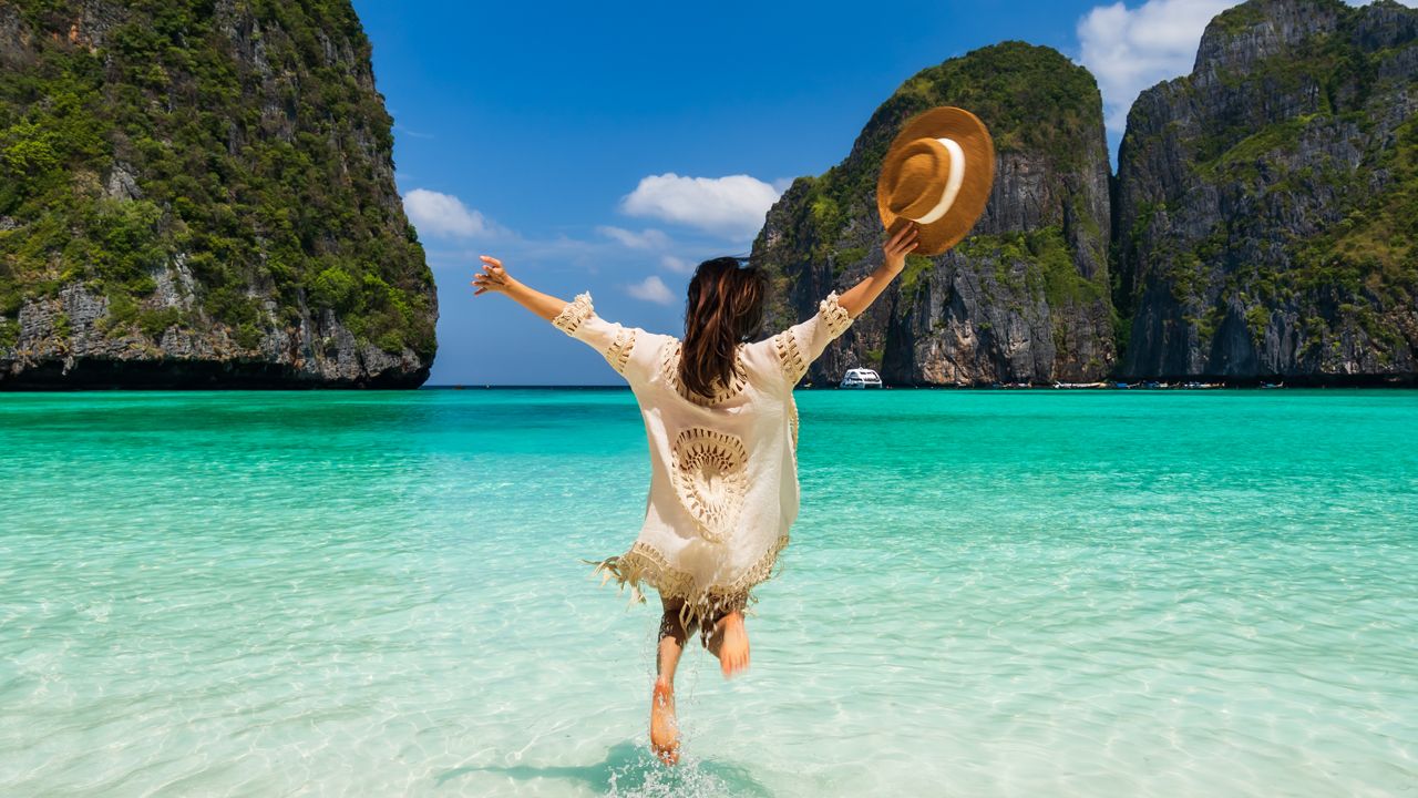 'เที่ยวไทยคนละครึ่ง' สิทธิ์เต็มหมดแล้ว ททท.กำลังพิจารณา 'ทัวร์ไทยคนละครึ่ง' ต่อ