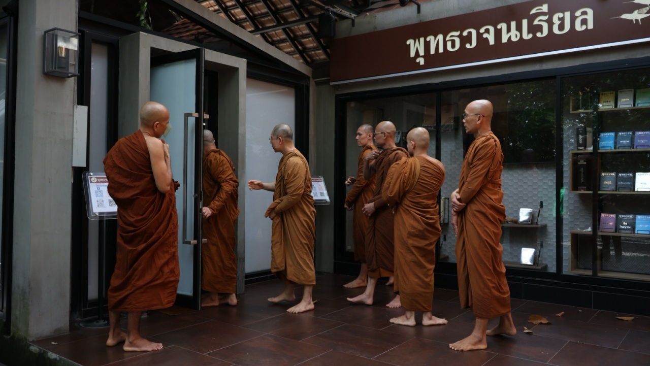 สรุปดราม่า วัดนาป่าพง ถูกกล่าวหายักยอก-ฟอกเงิน ทีมทนายแจงอีกมุม