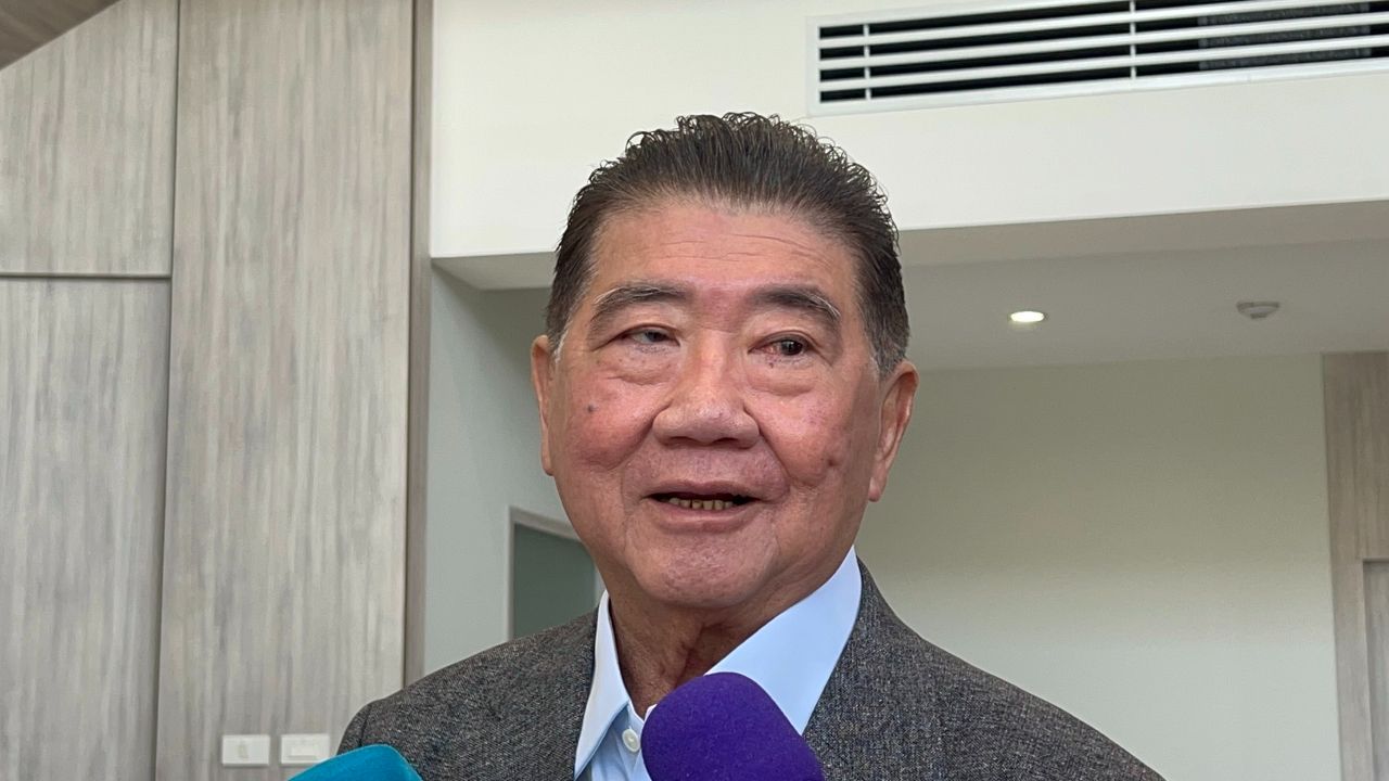 'ภูมิธรรม' ตั้งข้อสังเกต ปมเขากระโดงพลิก ซัด พรรคประชาชน ยื่นดาบให้ภูมิใจไทยมีอำนาจล้นฟ้า