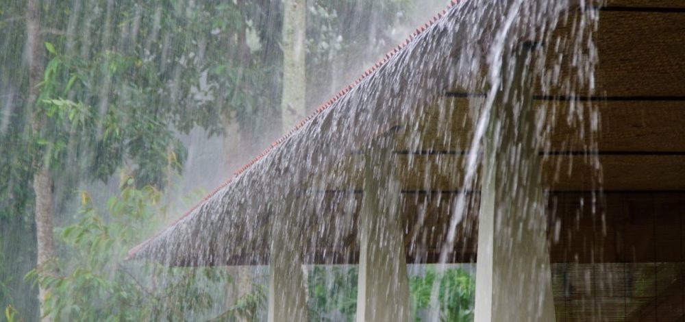 เตือน 'พายุมิแทก' ฉบับที่ 3 ไม่เคลื่อนเข้าไทย แต่กระทบหลายพื้นที่ 'ฝนตกหนัก'