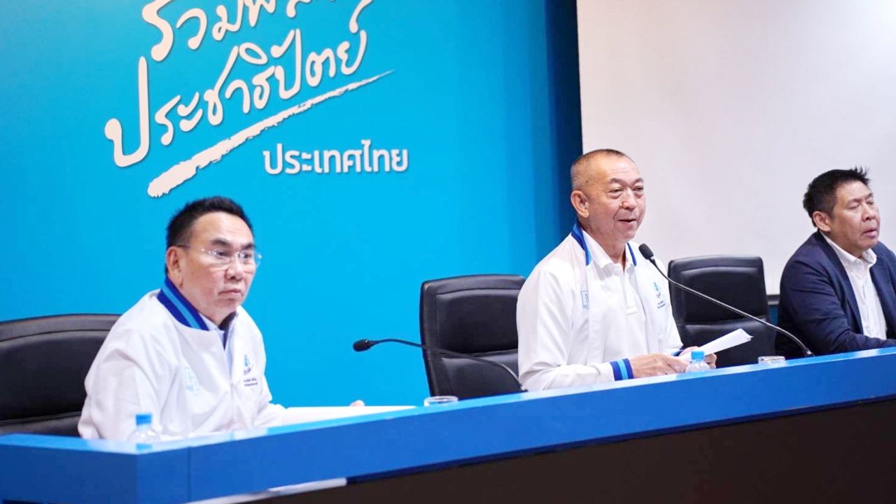'เดชอิศม์' โพสต์หวาน ยังรัก 'เฉลิมชัย' เหมือนเดิม เคารพและให้เกียรติ 100%