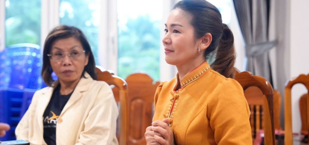 เพื่อไทยช่วยหาเสียงเลือกตั้งซ่อมศรีสะเกษ 'ภูริกา' ขอสานต่องาน 'พ่ออมรเทพ'