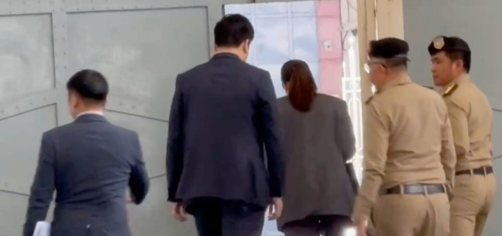 'ทักษิณ' มีคิวพบแพทย์ในเรือนจำฯ 'พินทองทา-ปิฎก' เข้าเยี่ยม