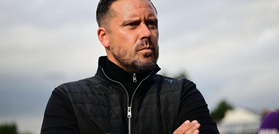 Yeovil manager Webb quits after 10 days in charge