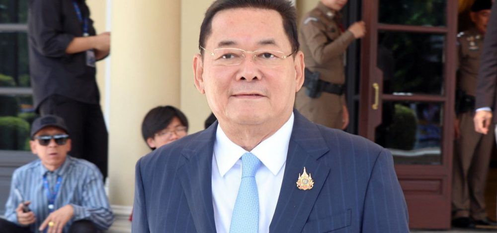 'นภินทร' โต้ข่าวขนเก้าอี้นวดเข้าทำเนียบฯ ใช้กล่องเก่าใส่ของมา