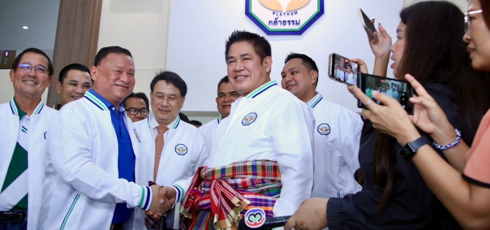 'ธรรมนัส'หวังกวาด สส. ใต้ เพิ่ม ประกาศ'กล้าธรรม' พร้อมส่งผู้สมัครชิง สส. ครบ 400 เขต