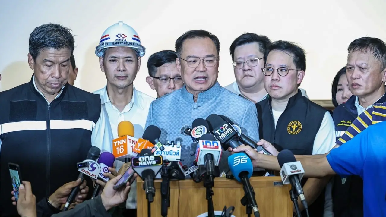 'อนุทิน' สั่งเร่งสอบถนนทรุดตัวเร็วที่สุด - รฟม. ขอน้อมรับความเสียหายทั้งหมด