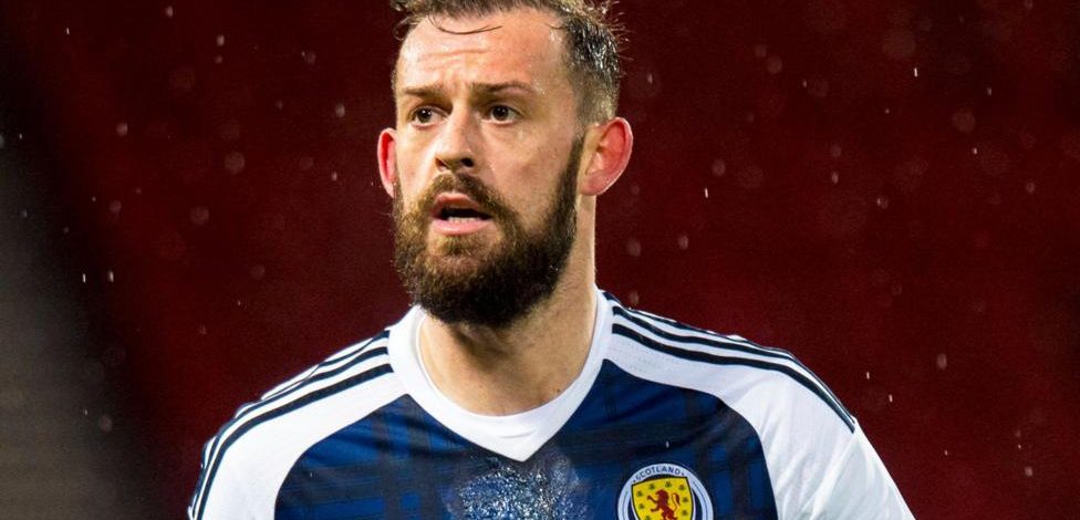 Former Scotland forward Fletcher retires at 38 with 'pride and gratitude'