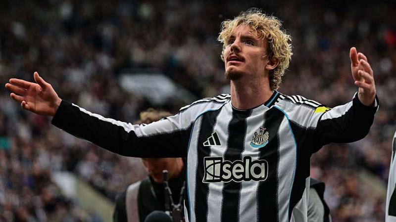 Woltemade fee 'irrelevant' after 'idiots' claim - Howe