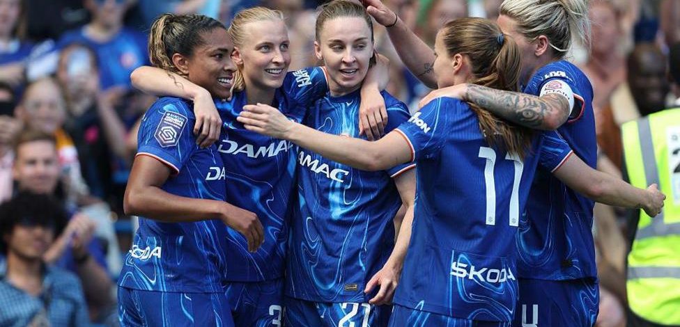 Minimum salaries breakthrough for WSL and WSL 2