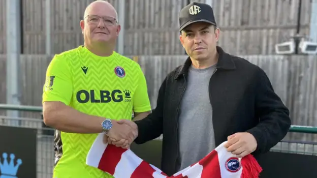 Dorking sign fan, 54, to play in National League South