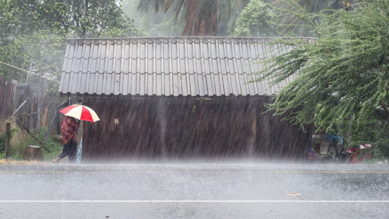 ทั่วไทยยังคงมี 'ฝนตกหนัก' บางแห่ง เตือนอาจเกิดน้ำท่วมฉับพลัน-น้ำป่าไหลหลาก