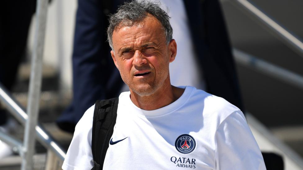 PSG's Luis Enrique to have surgery after cycling accident