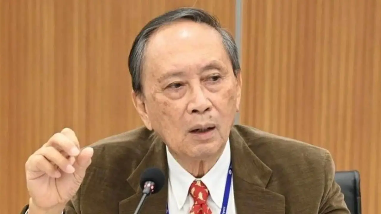 'ปลอดประสพ' ชี้ถนนทรุดอ้างอุบัติเหตุฟังไม่ขึ้น แนะทุบ สน.สามเสน แล้วสร้างใหม่