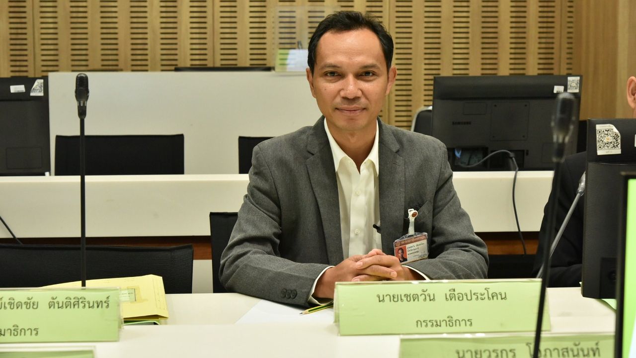 'เชตวัน' ชื่นชมผบ.ทร. สั่งสอบทหารลอบนำน้ำมันไปขาย ยืนยันอยากเห็นกองทัพทันสมัย ตรวจสอบได้