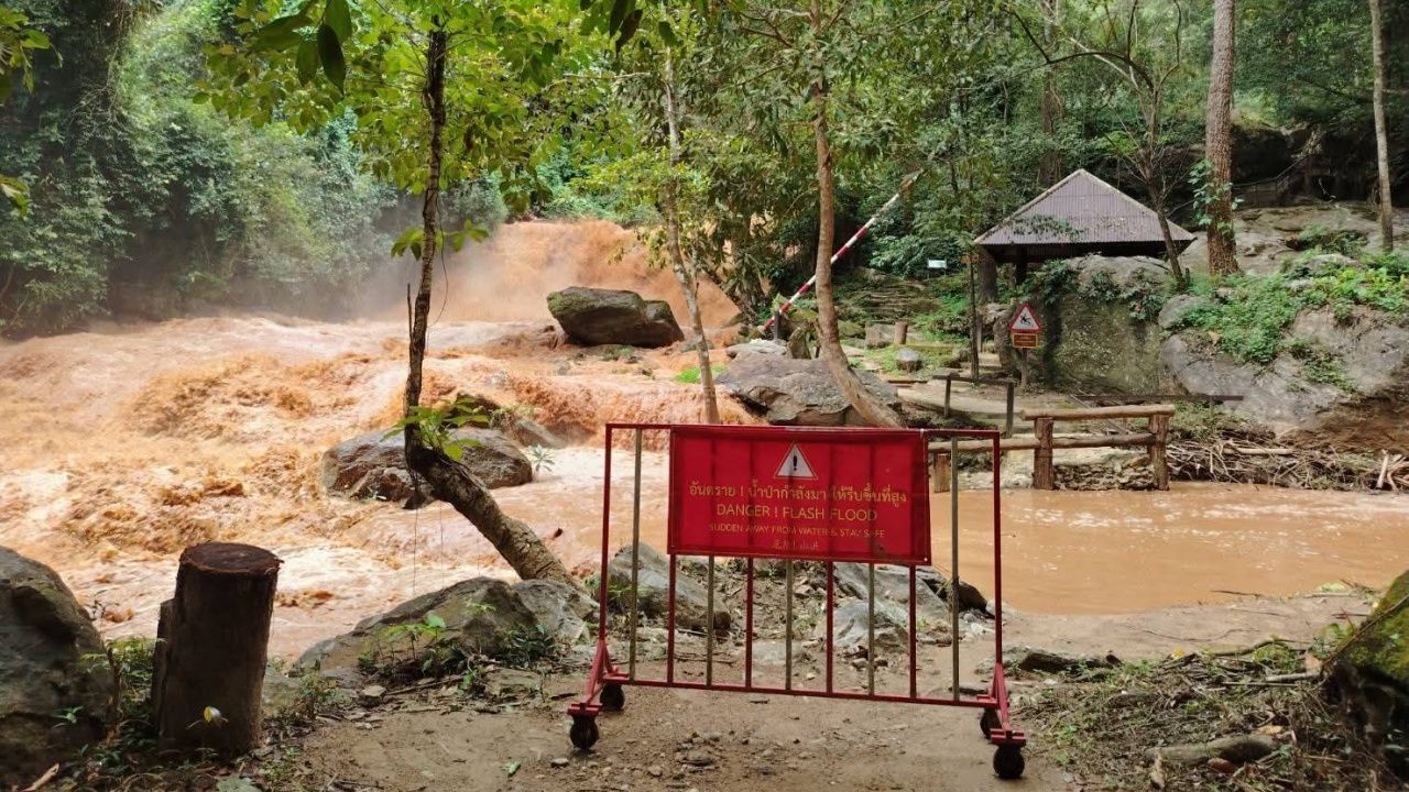 เชียงใหม่ฝนตกหนัก อุทยานดอยสุเทพ-ปุย ประกาศปิด 'น้ำตกแม่สา' ชั่วคราว