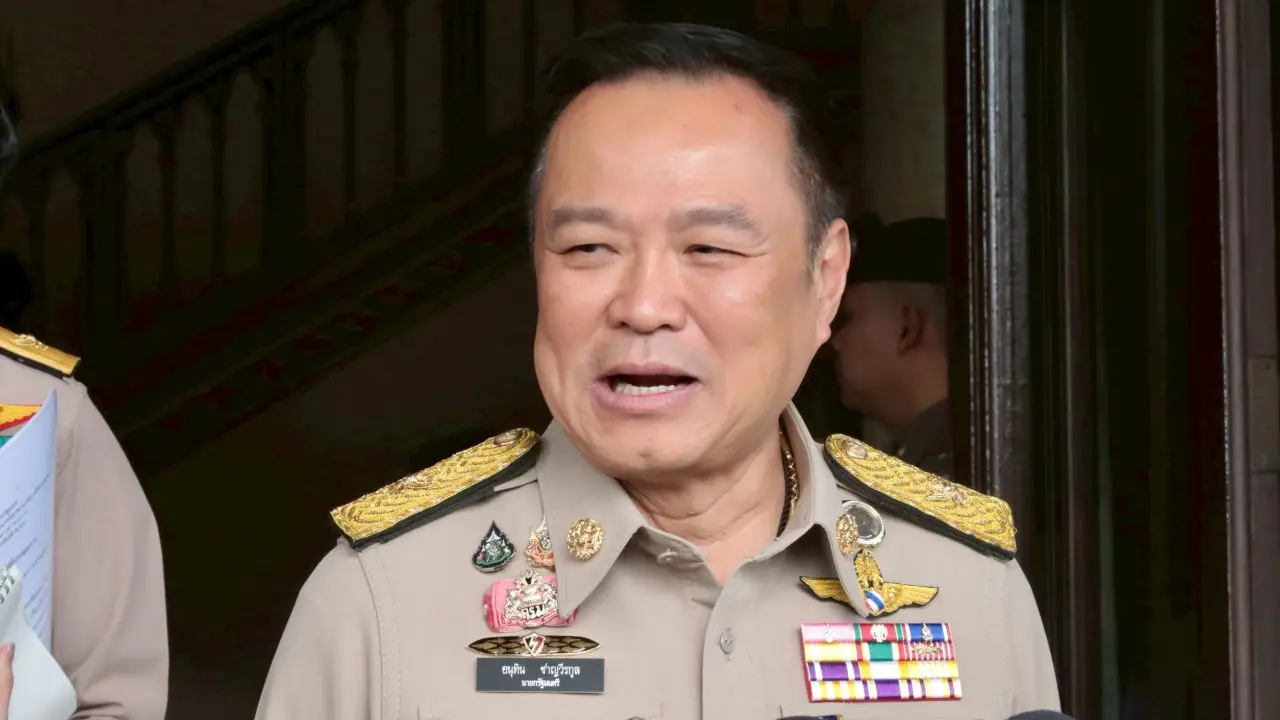 'อนุทิน' ชี้ 'คนละครึ่งพลัส' กระแสดี คนแห่ลงทะเบียน แง้ม รมว.คลัง เตรียมเฟส 2 รอแล้ว