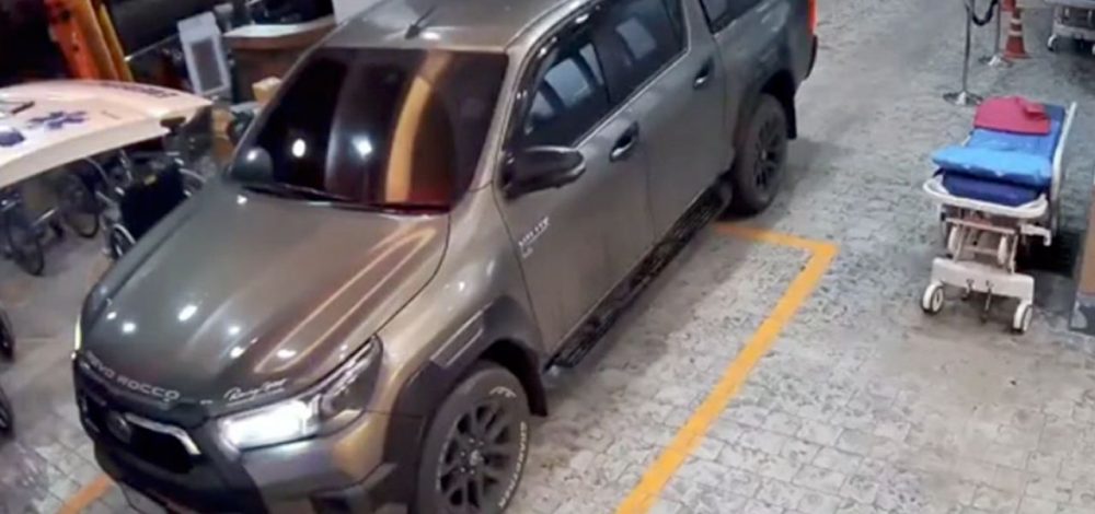 สรุปดราม่าจอด 'กระบะ' ขวาง 'รถพยาบาล' สุดท้ายมี 'ผู้ป่วยวิกฤต' เสียชีวิต