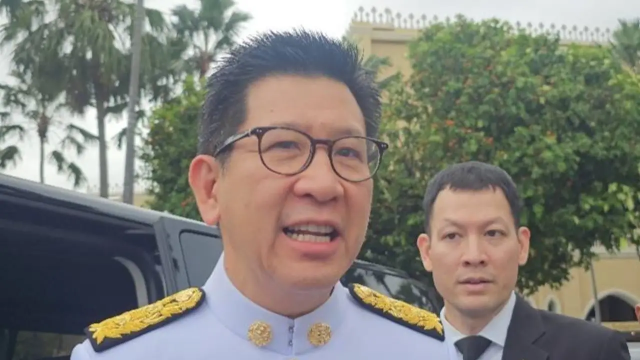 'เอกนิติ' ยัน คนละครึ่งพลัส เฟส 2 มาแน่ วันแรกคนแห่ใช้ ทำเงินสะพัด 1.5 พันล้าน