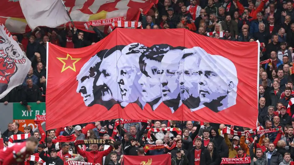 Do Liverpool fans think Slot is under pressure?