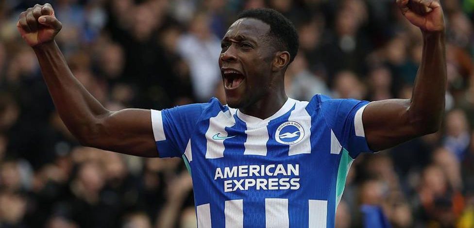 Does 'timeless wonder' Welbeck deserve England recall?