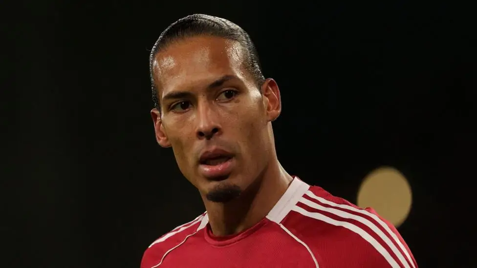 Van Dijk rejects Rooney's 'lazy criticism'