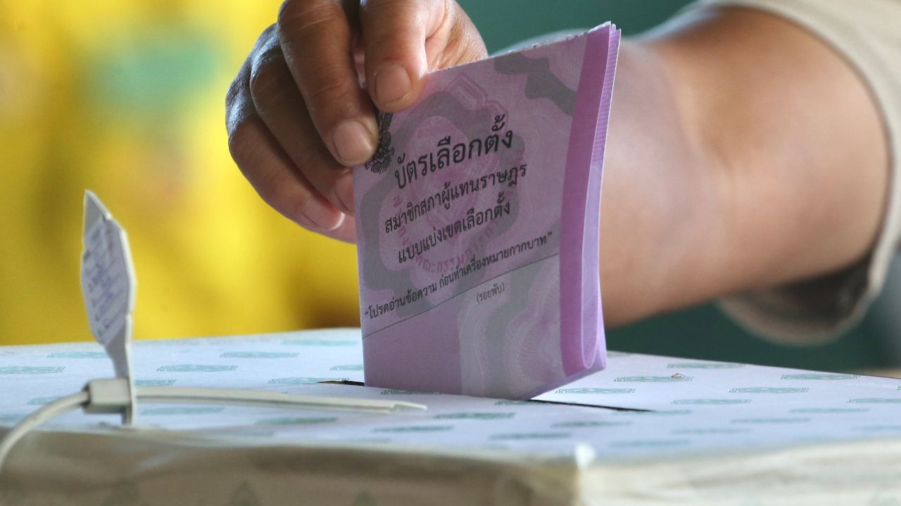 ดุสิตโพลชี้ ประชาชนค่อนข้างพร้อม 'เลือกตั้ง 2569' แต่กังวลเกิดสถานการณ์ซ้ำรอย