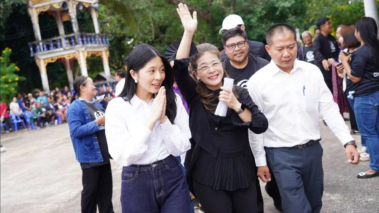'สุดารัตน์' ควง 'จินนี่' ลุยเปิดตัวผู้สมัครสส.ภาคอีสาน ชู 5 มาตรการปราบโกงให้สิ้นภายใน 6 เดือน