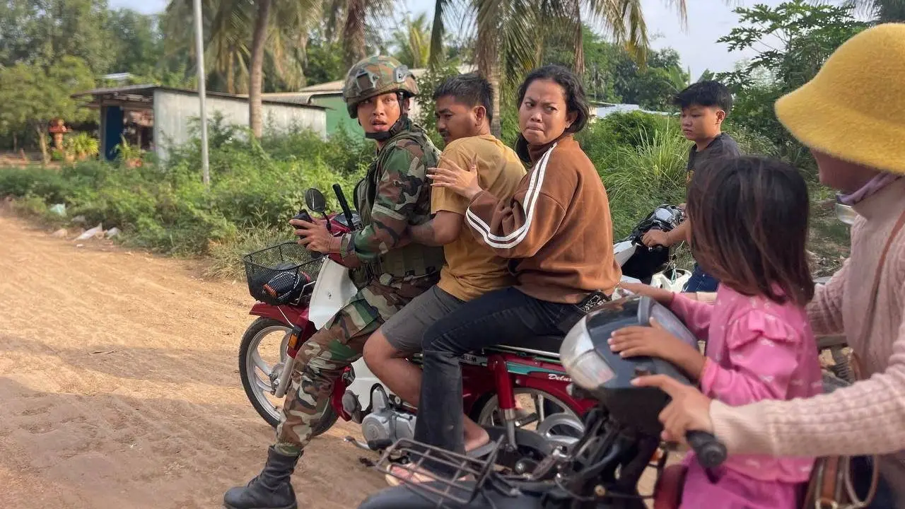 กัมพูชาสั่งอพยพชาวบ้านแนวชายแดน หลังความตึงเครียดกับไทยพุ่งสูง