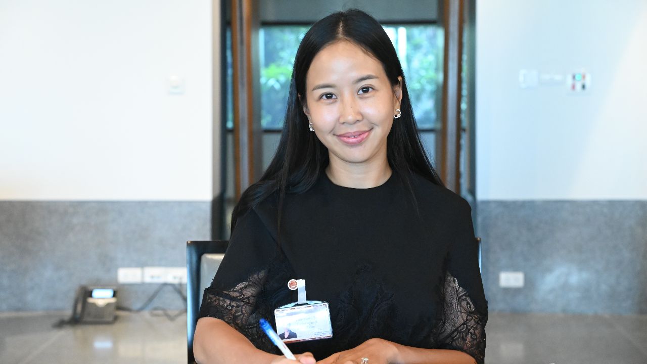 'สส.วิชุดา วิเชียรศิลป์' ลูกสาวศักดิ์ดา เข้ารายงานตัวต่อสภาฯ ทำหน้าที่ สส. แล้ว