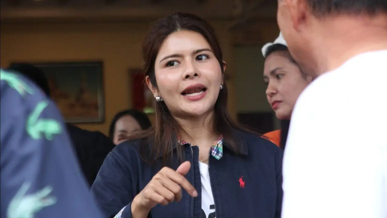 'ภคมน'ร้องไอยะ หลัง'ชนนพัฒฐ์' คุยชาวบ้าน หากรอบนี้เคลียร์ตัวเองเสร็จสิ้น รอบหน้าได้เป็นรัฐมนตรี