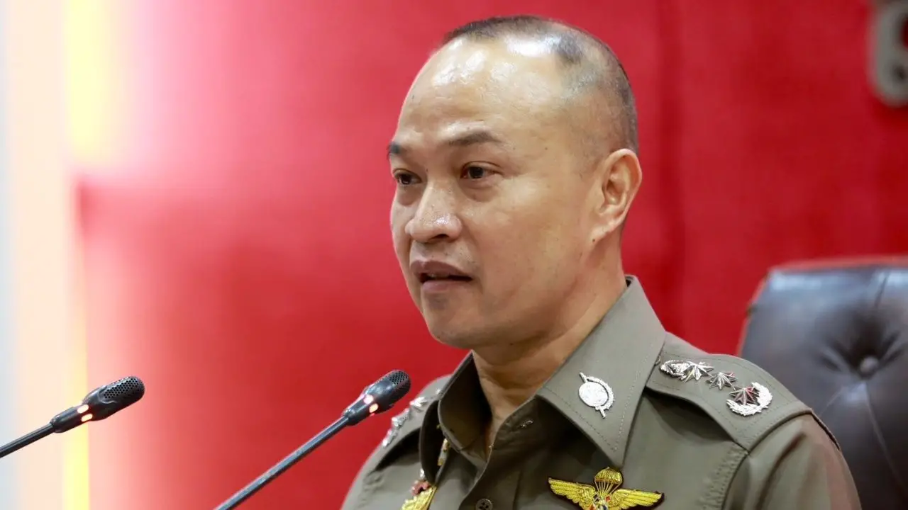 พล.ต.ท.ไตรรงค์ แถลงหลังถูกพาดพิง เตือน 'บิ๊กโจ๊ก' ระวังคำพูด ให้ข้อมูลด้านเดียว