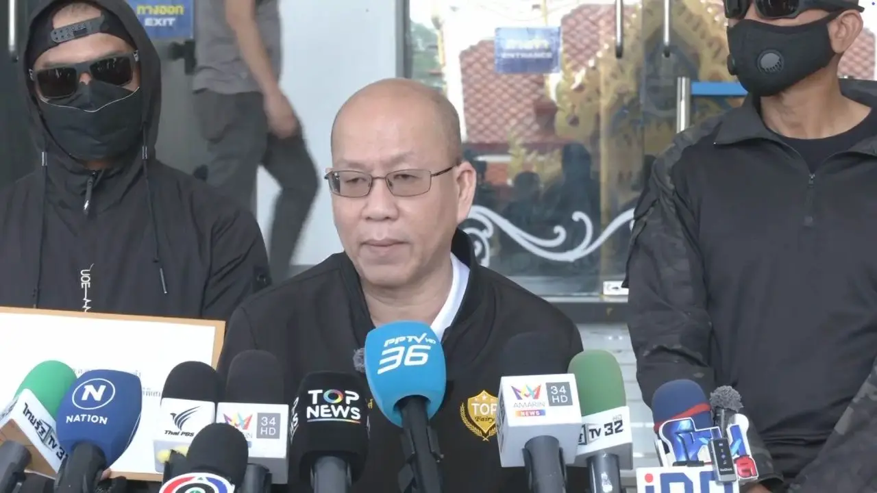 'อัจฉริยะ' ยื่นหลักฐานดีเอสไอ สอบซื้อขายตำแหน่ง ตำรวจ 4 นายในภาคอีสาน