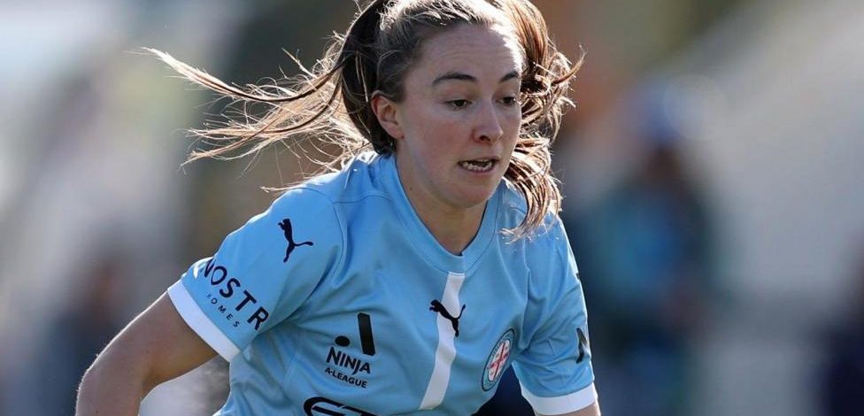 Australia cap Hughes called up by Wales
