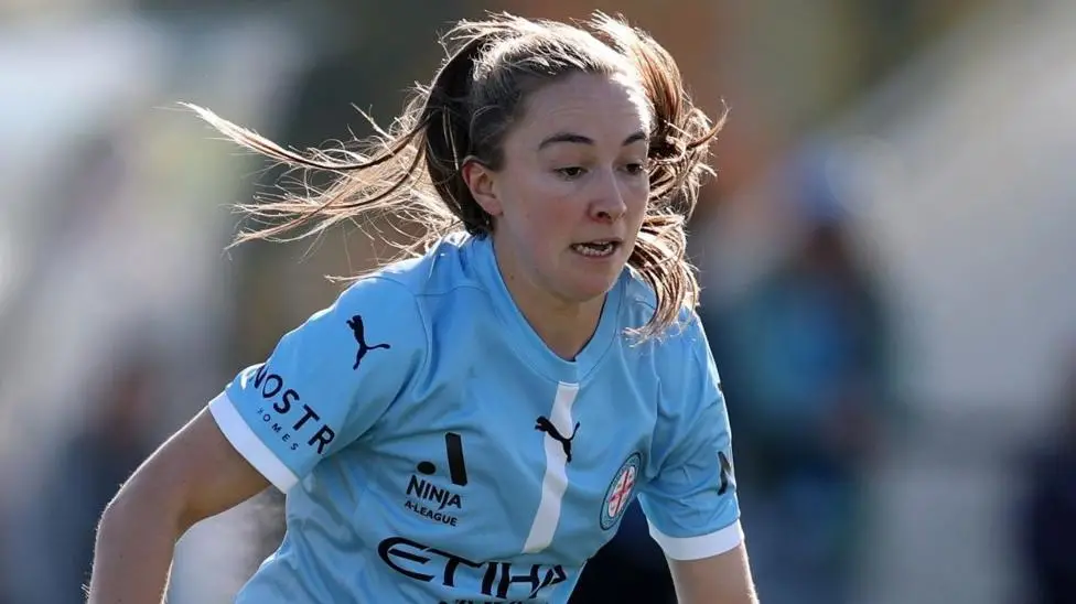 Australia cap Hughes called up by Wales